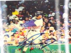 KEN GRIFFEY JR. Blasts 200th Home Run Signed #122/1000 Hologram Card JSA? COA