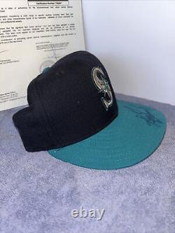Seattle Mariners Ken Griffey Jr. Autographed New Era Fitted cap / hat